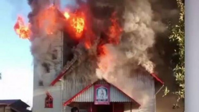 No fueron Mapuche: Templo católico de Rupanco fue incendiado por cadete de Bomberos