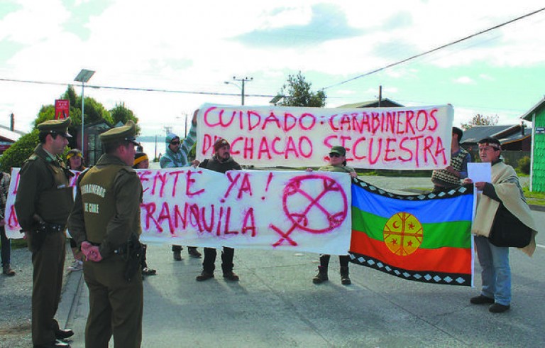 Denuncian que carabineros mantuvieron secuestrada a hija de Werken Mapuche de Pargua