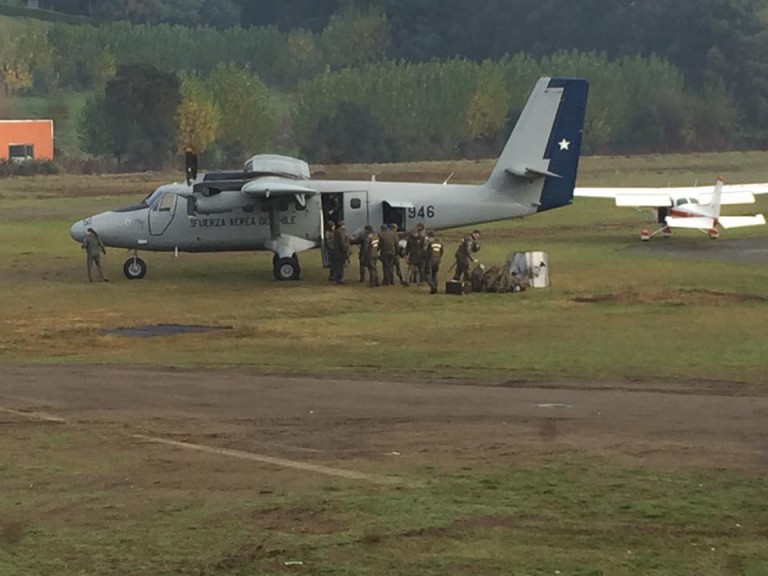 FOTOS: ¿Militares en Chiloé?… Fuerza Aérea trasladó a policía militarizada