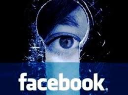 Uso malicioso de datos de Facebook: «Chile aún se encuentra en la era de hielo en términos regulatorios»