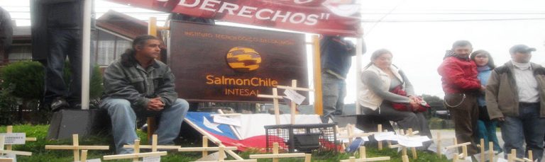 Morir trabajando en la industria salmonera chilena. Un trabajador muere cada mes