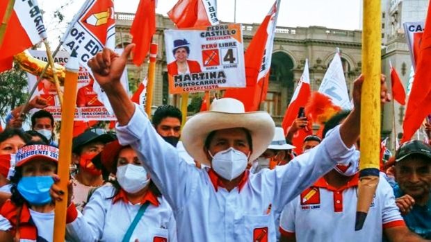 Pedro Castillo la sorpresa  en Perú. Futuro próximo de políticos chilenos será también el estupor.