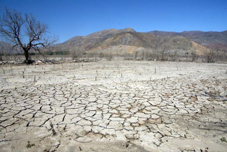 Proyecto busca potabilizar el agua de Petorca en base a paneles fotovoltaicos