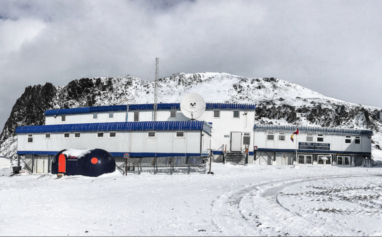 La mayor base científica chilena en Antártica cumplió 28 años