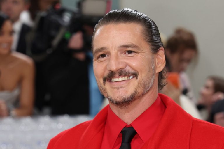 Pedro Pascal ha entrado a la Gloria, nominado a 3 premios EMMY. Se le compara con la talentosa actriz chilena, Malú Gatica