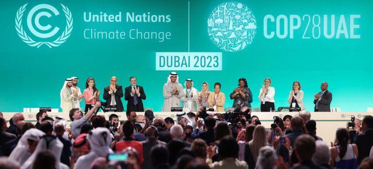 ONU señala que COP28 en Dubai concluye con que la eliminación de los combustibles fósiles es inevitable